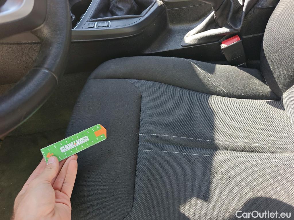  Bmw  Serie 1 BMW  / 2015 / 5P / berlina con portón 116d #66