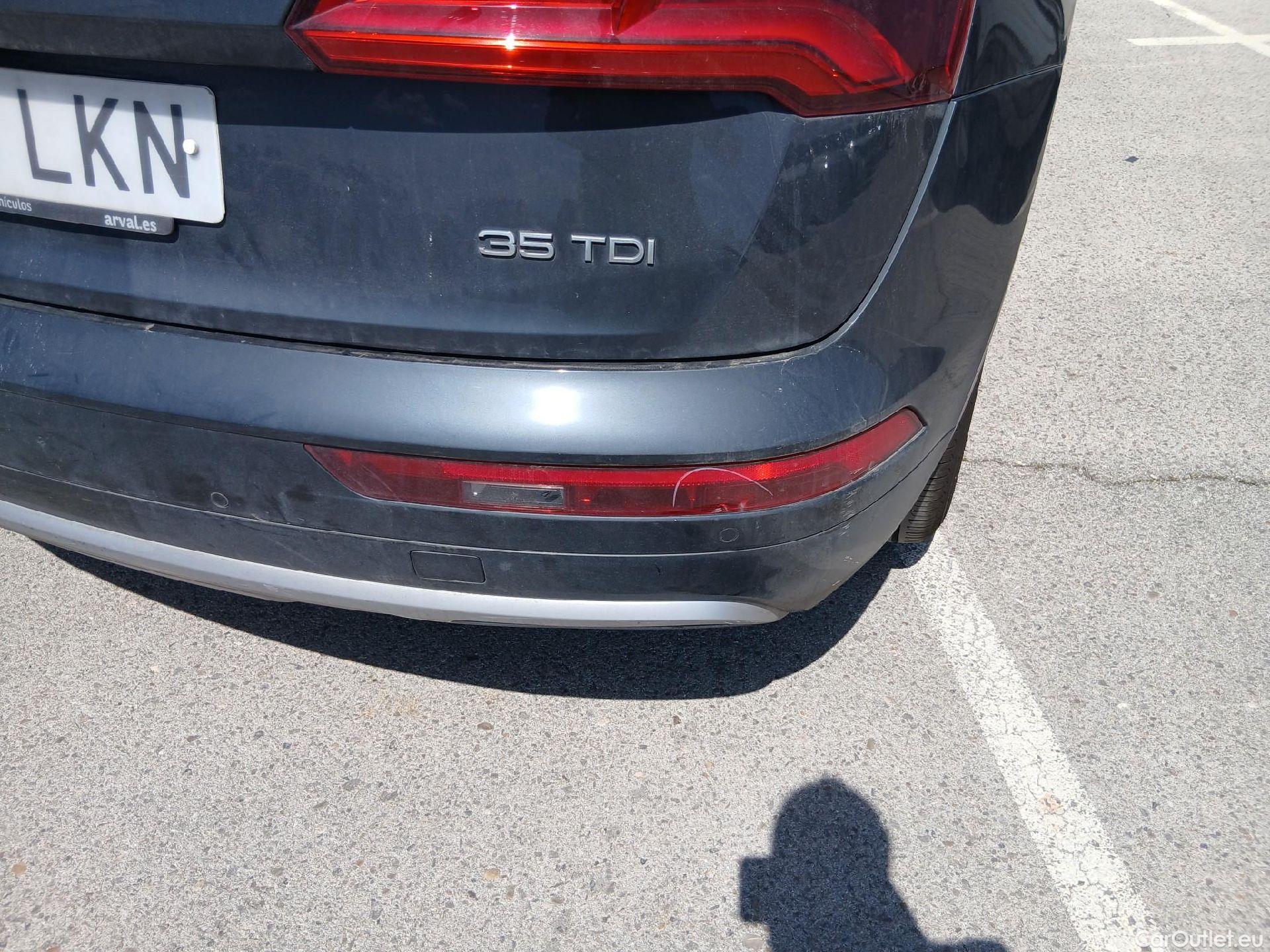  Audi  Q5 AUDI  / 2016 / 5P / todoterreno Design 35 TDI 120kW S tronic (AC) #17