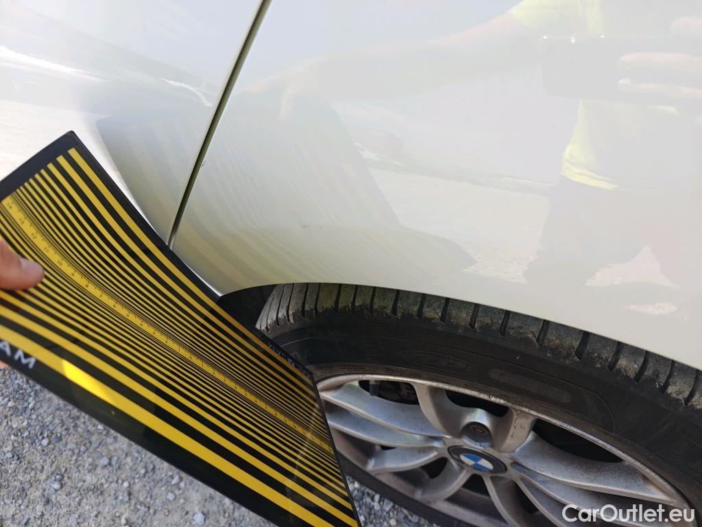  Bmw  Serie 1 BMW  / 2015 / 5P / berlina con portón 116d #12