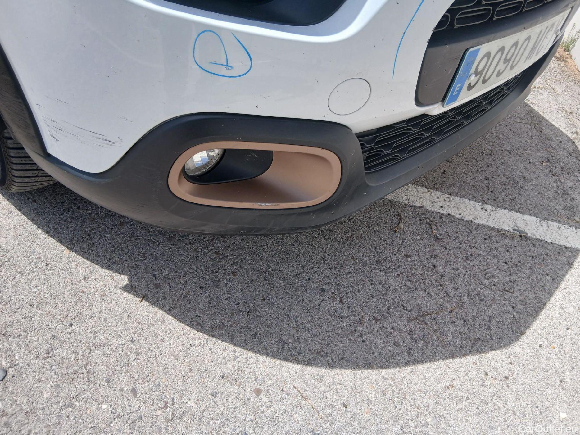  Citroen  C3 CITROEN  / 2020 / 5P / berlina con portón BlueHDi 75KW (100CV) S&S FEEL #9