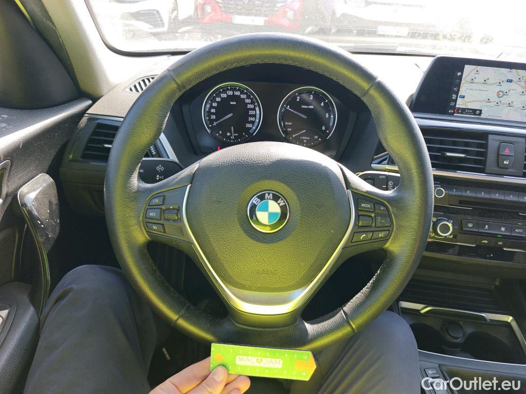  Bmw  Serie 1 BMW  / 2015 / 5P / berlina con portón 116d #36