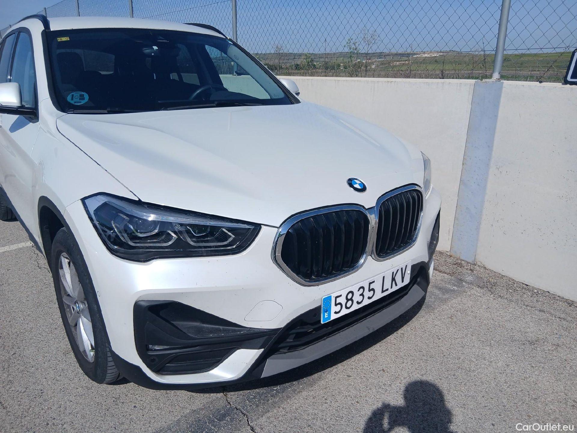  Bmw  X1 BMW  / 2019 / 5P / todoterreno sDrive16d Business #4