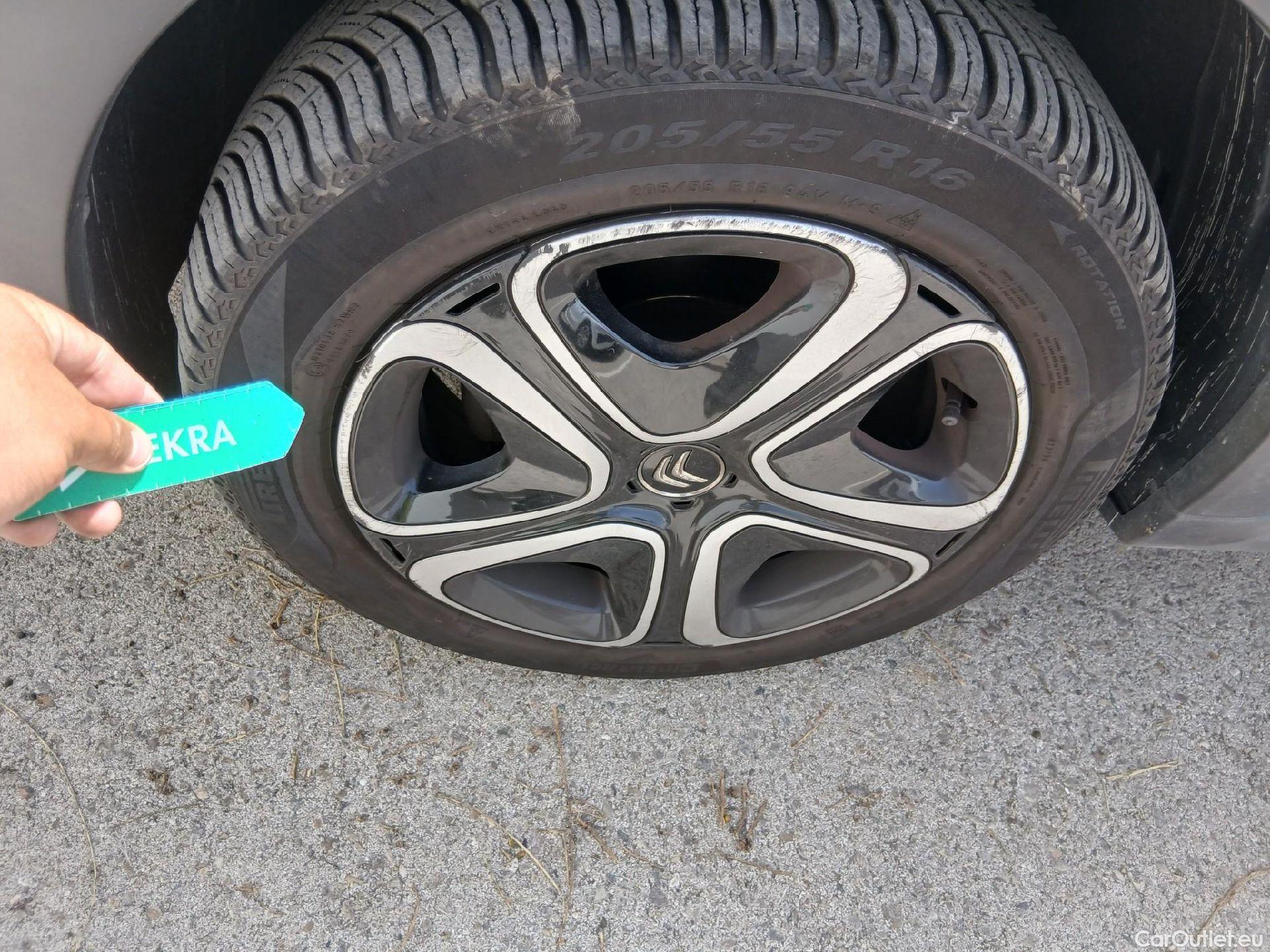  Citroen  C3 CITROEN  / 2020 / 5P / berlina con portón BlueHDi 75KW (100CV) S&S FEEL #16