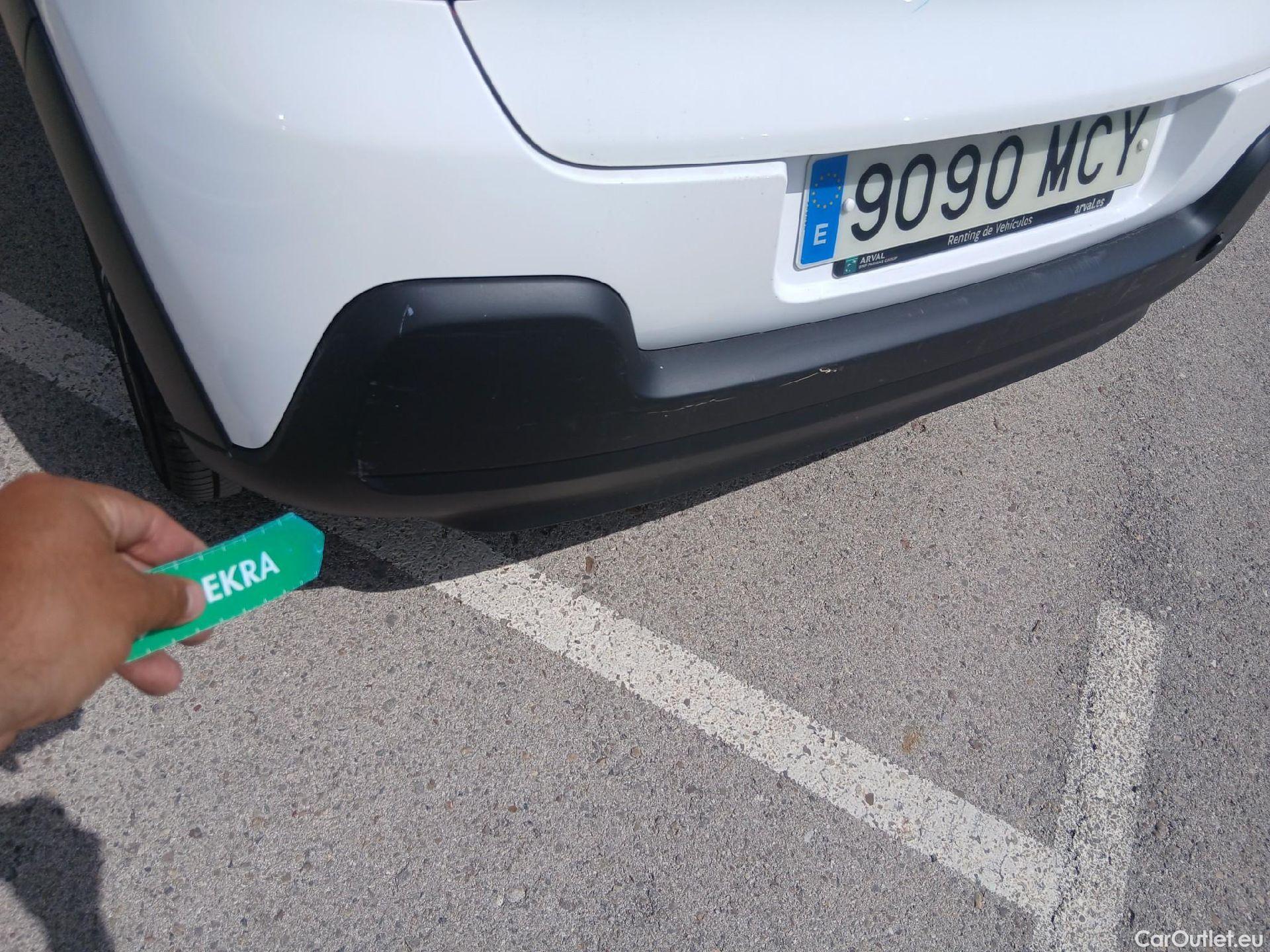  Citroen  C3 CITROEN  / 2020 / 5P / berlina con portón BlueHDi 75KW (100CV) S&S FEEL #28