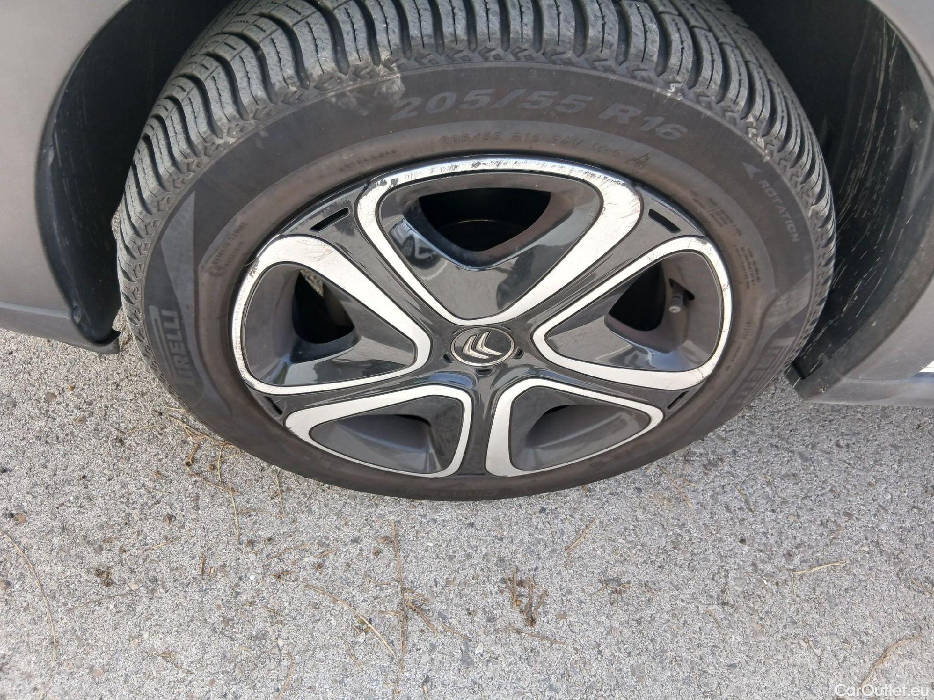  Citroen  C3 CITROEN  / 2020 / 5P / berlina con portón BlueHDi 75KW (100CV) S&S FEEL #17