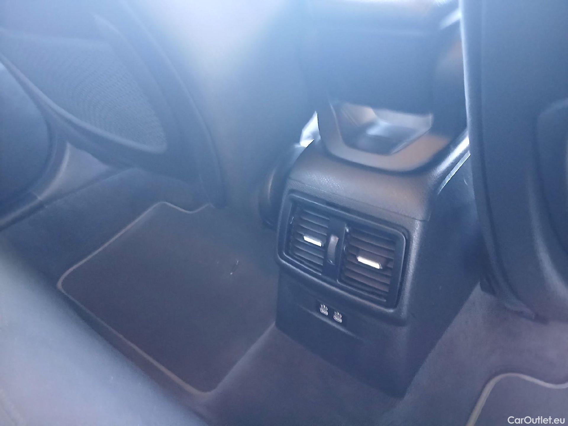  Bmw  X2 BMW  / 2017 / 5P / todoterreno sDrive18d (AC) #22