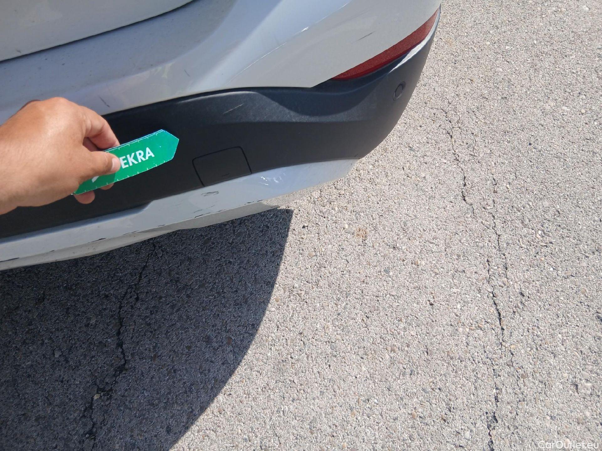  Bmw  X1 BMW  / 2019 / 5P / todoterreno sDrive16d Business #26