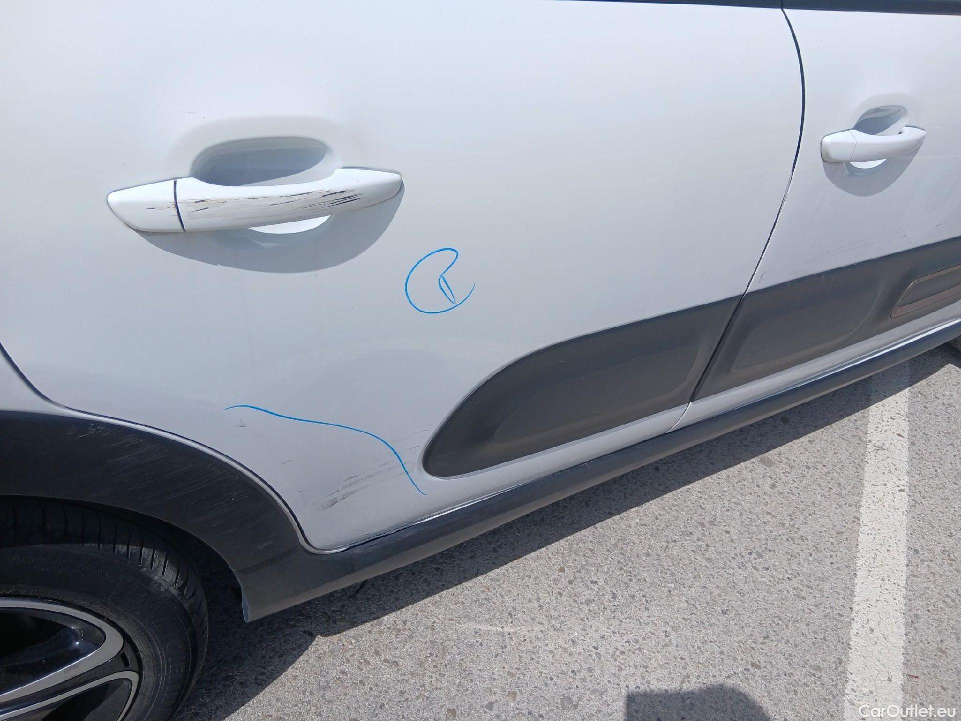  Citroen  C3 CITROEN  / 2020 / 5P / berlina con portón BlueHDi 75KW (100CV) S&S FEEL #34