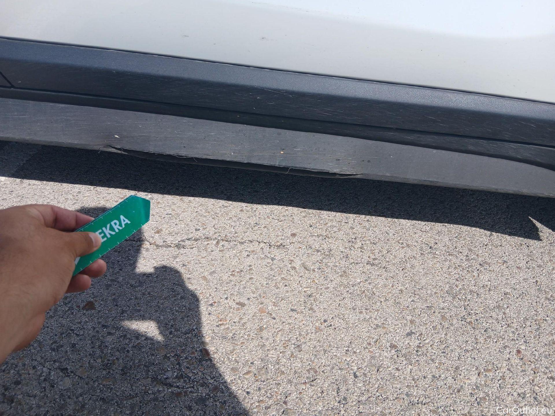  Bmw  X1 BMW  / 2019 / 5P / todoterreno sDrive16d Business #37