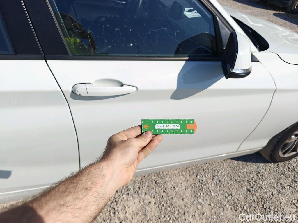  Bmw  Serie 1 BMW  / 2015 / 5P / berlina con portón 116d #60