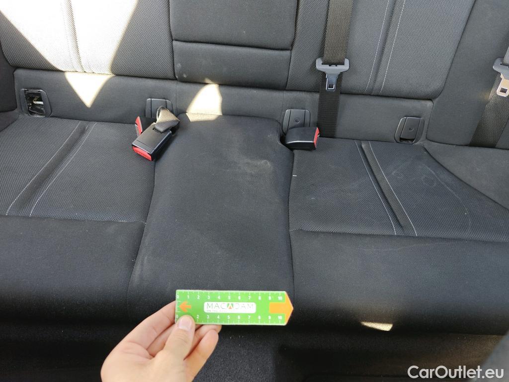  Bmw  Serie 1 BMW  / 2015 / 5P / berlina con portón 116d #65