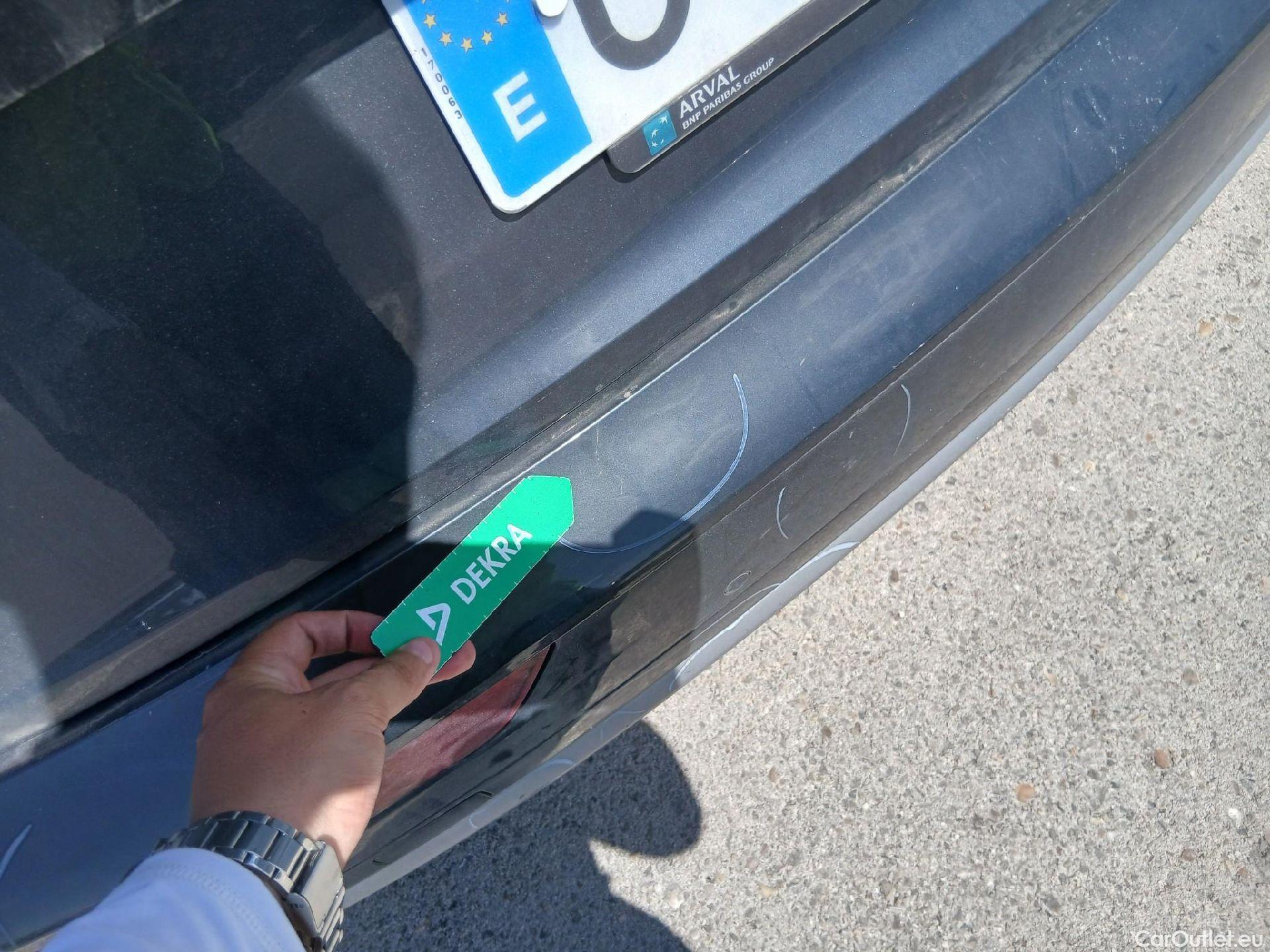  Audi  Q5 AUDI  / 2016 / 5P / todoterreno Design 35 TDI 120kW S tronic (AC) #27