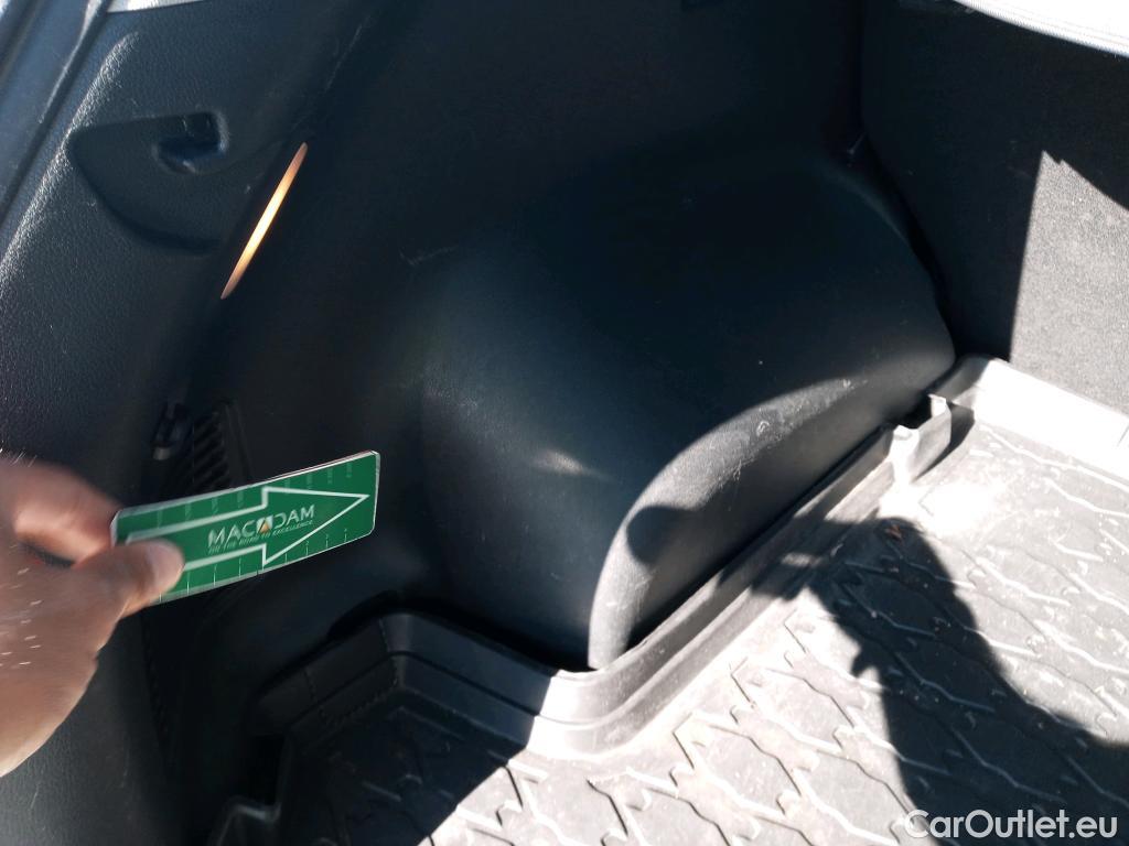  KIA  Sportage KIA  / 2018 / 5P / todoterreno 1.6 MHEV Business DCT 100kW (136CV) 4X2 #8