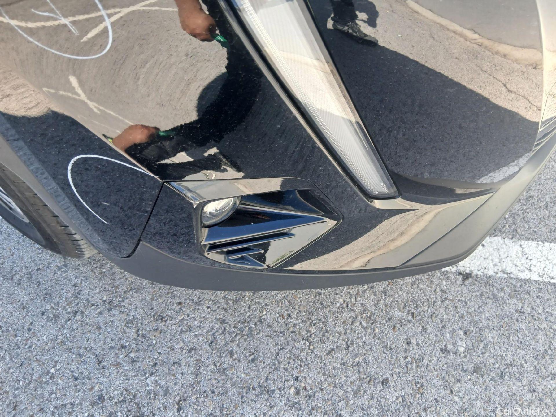  Peugeot  2008 PEUGEOT  / 2019 / 5P / todoterreno Active BlueHDI 81kW (110CV) #5