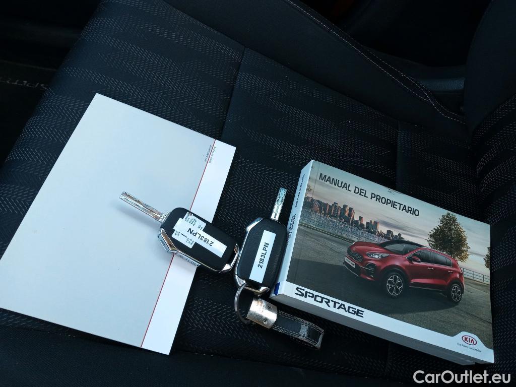  KIA  Sportage KIA  / 2018 / 5P / todoterreno 1.6 MHEV Business DCT 100kW (136CV) 4X2 #6