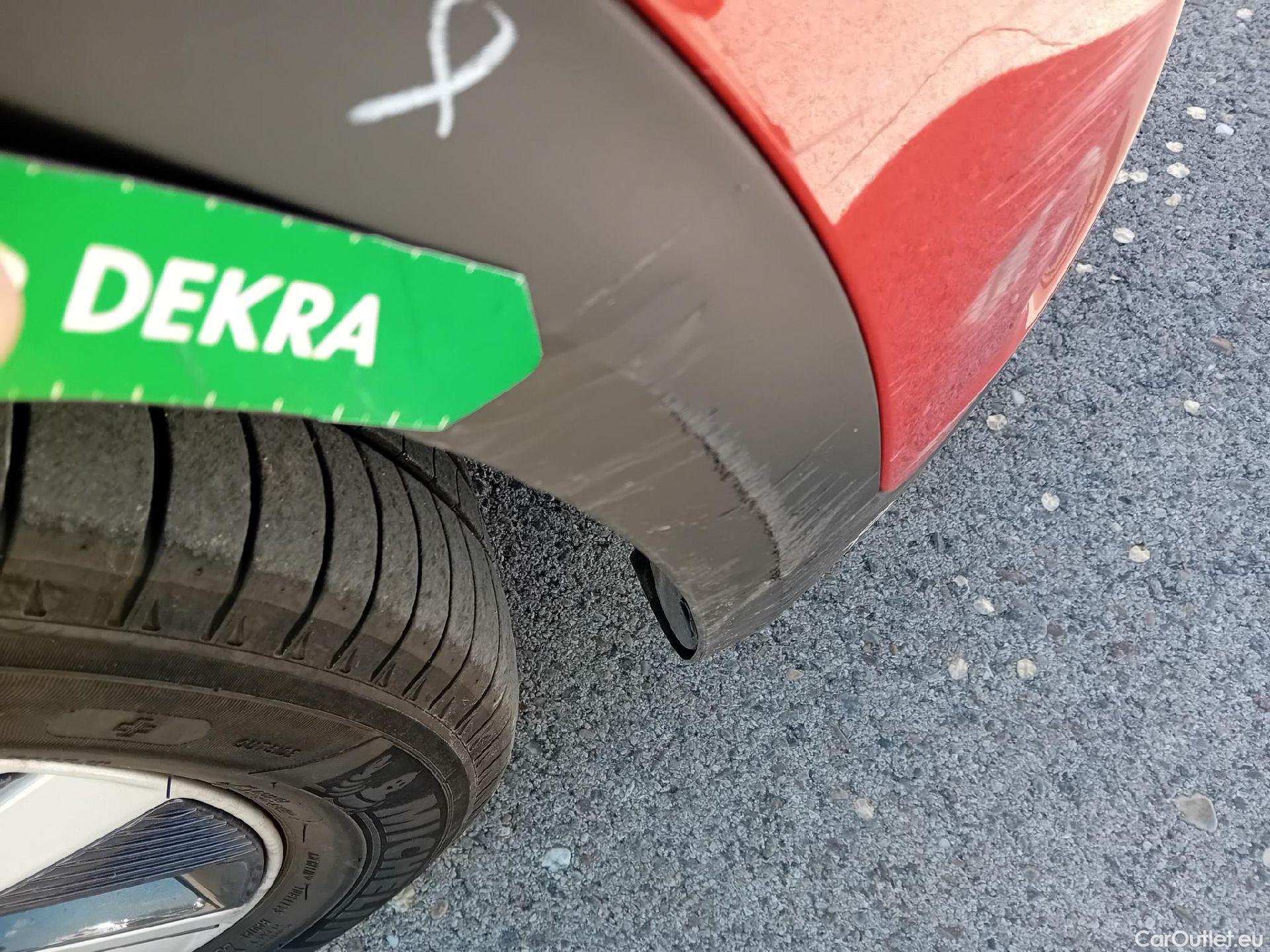  KIA  Niro KIA  / 2019 / 5P / crossover 1.6 GDi HEV 104kW (141CV) Drive #7