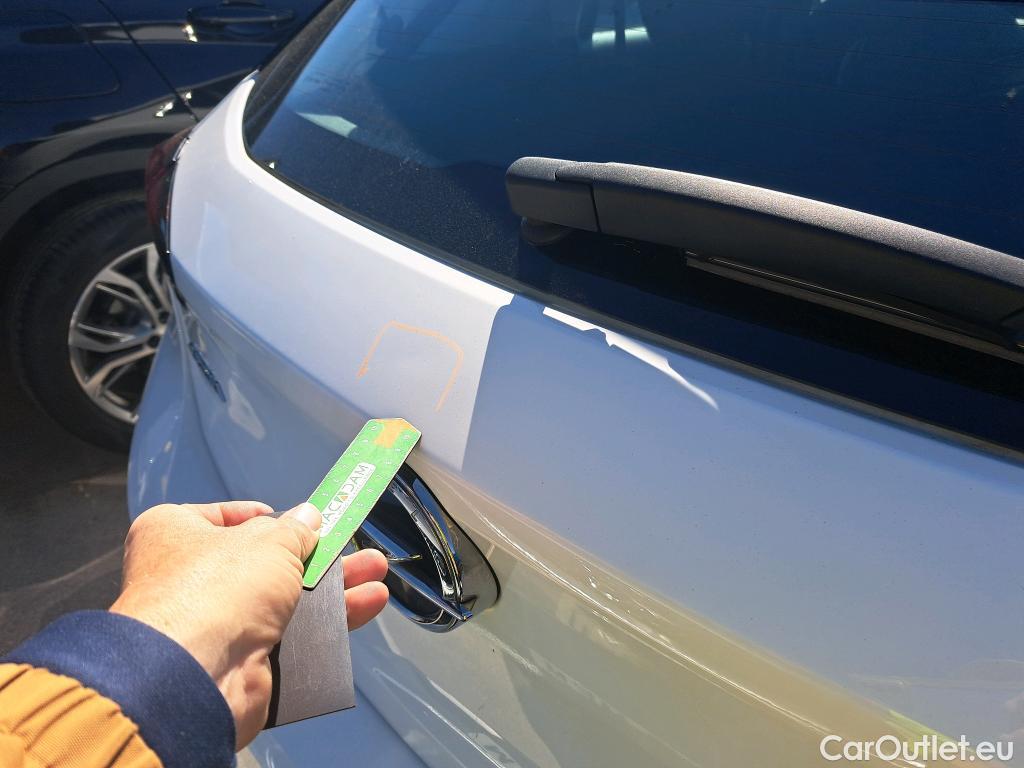  Opel  Corsa OPEL  1.2T XHL 74kW (100CV) Elegance #32