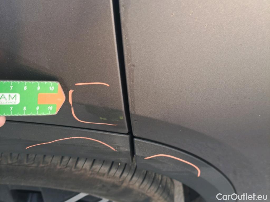  Mercedes  GLA MERCEDES-BENZ  / 2020 / 5P / todoterreno  250 e #6