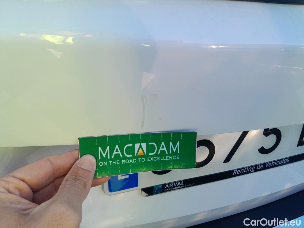  Peugeot  2008 PEUGEOT  / 2019 / 5P / todoterreno Active BlueHDI 81kW (110CV) #2