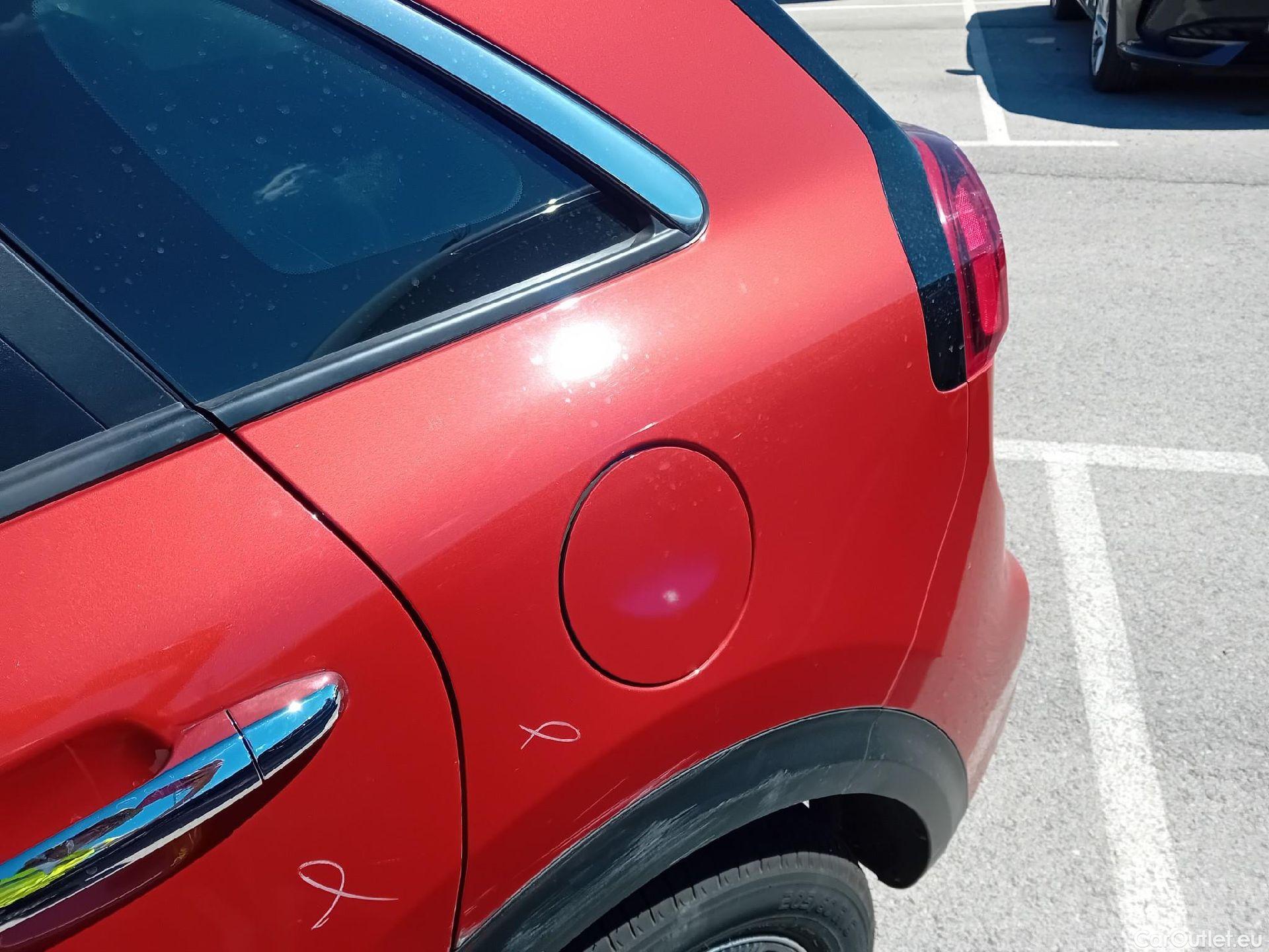  KIA  Niro KIA  / 2019 / 5P / crossover 1.6 GDi HEV 104kW (141CV) Drive #14