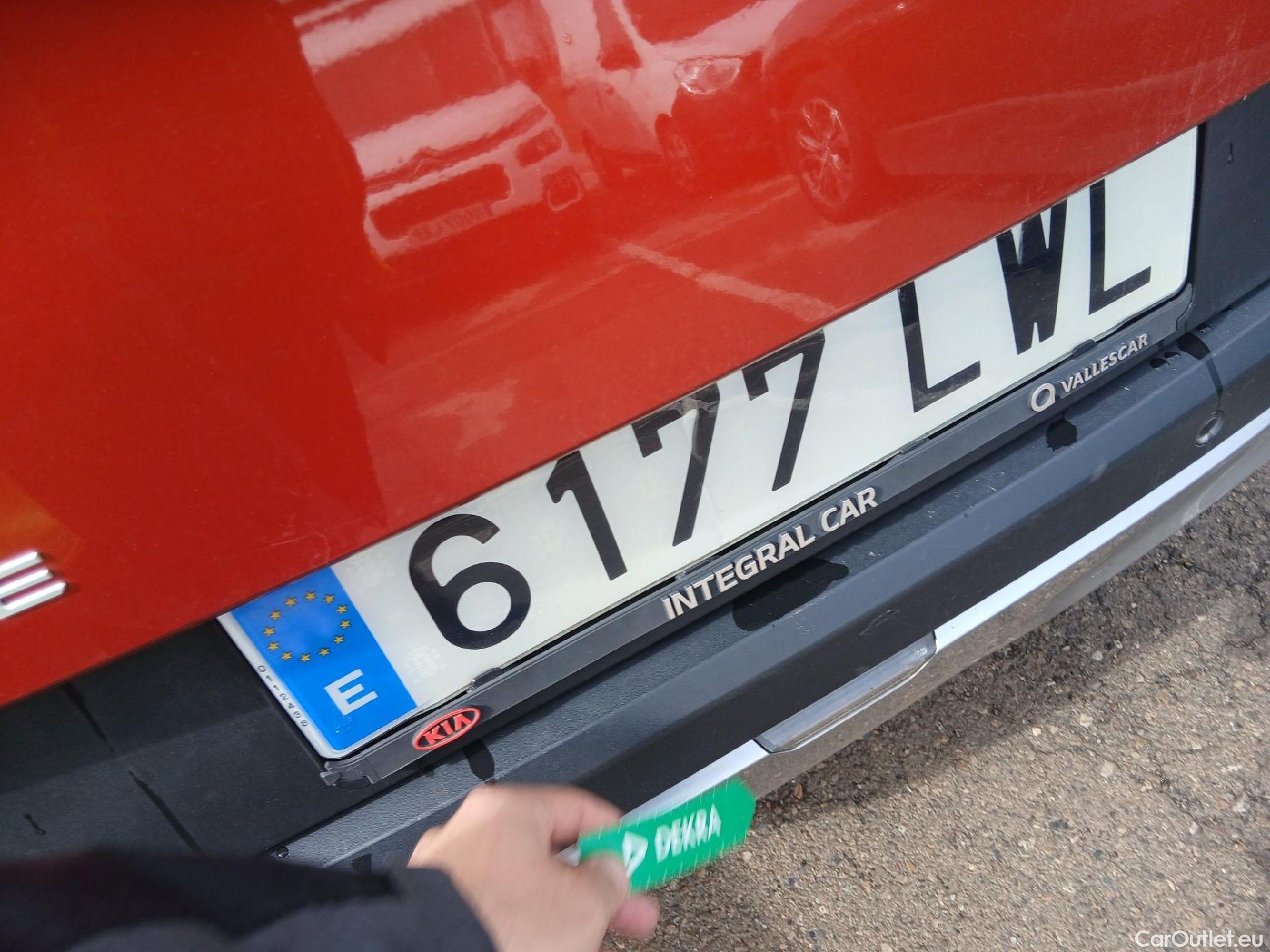  KIA  Sportage KIA  / 2022 / 5P / todoterreno 1.6 T-GDi MHEV 112kW (150CV) Drive 4X2 #18