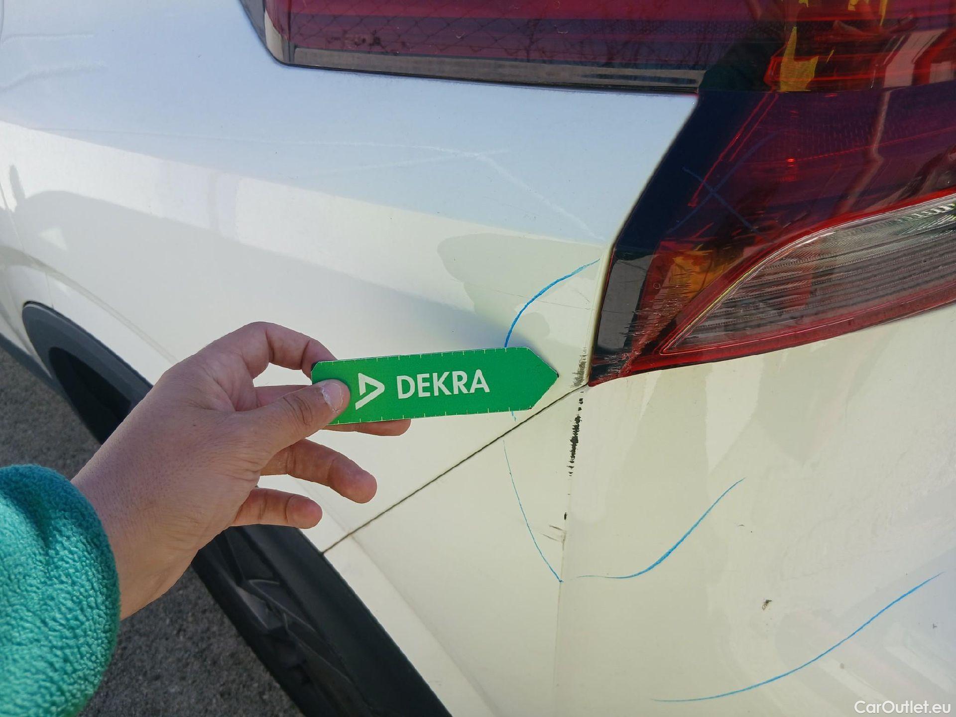  Nissan  Qashqai NISSAN  / 2021 / 5P / todoterreno DIG-T 103kW (140CV) mHEV 4x2 Acenta #22