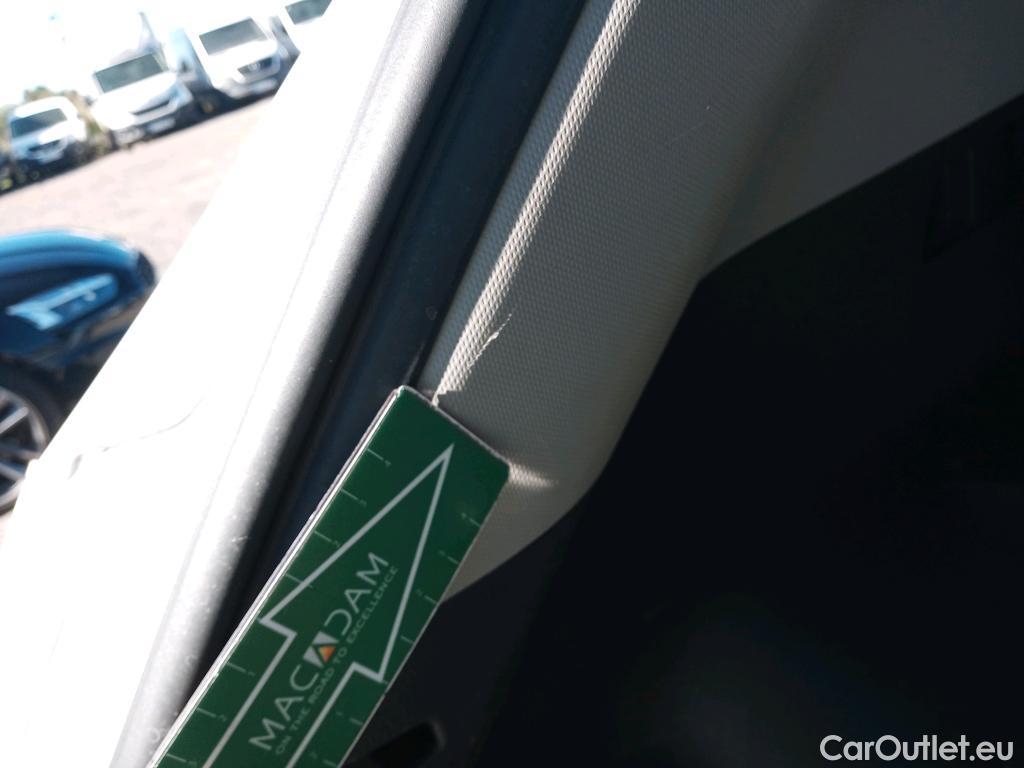  KIA  Sportage KIA  / 2018 / 5P / todoterreno 1.6 MHEV Business DCT 100kW (136CV) 4X2 #9