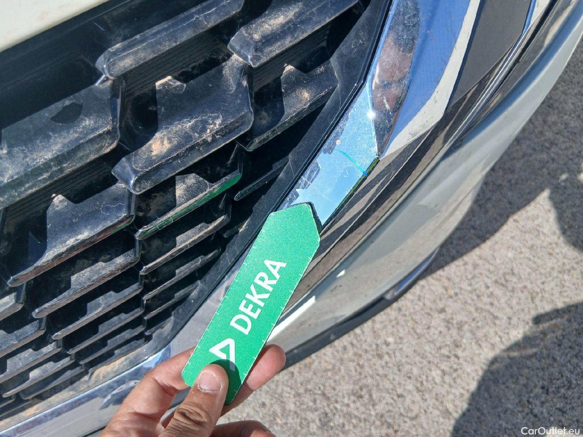  Nissan  Qashqai NISSAN  / 2021 / 5P / todoterreno DIG-T 103kW (140CV) mHEV 4x2 Acenta #9