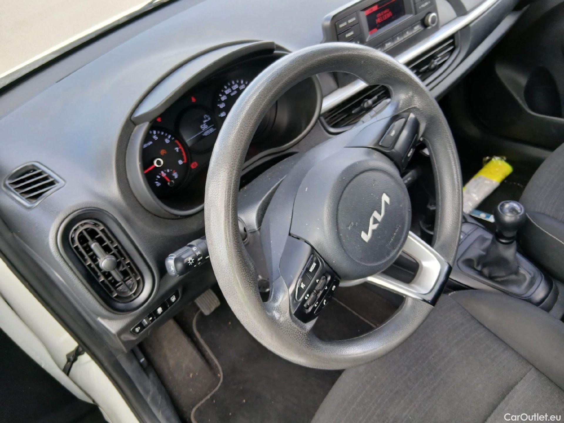  KIA  Picanto KIA  / 2020 / 5P / berlina con portón 1.0 DPi 49kW (67CV) Concept #47