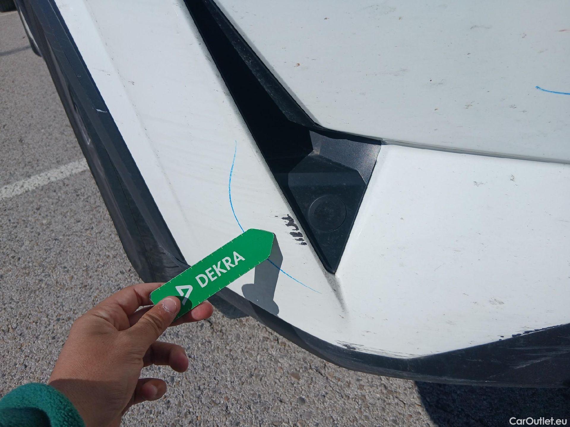  Nissan  Qashqai NISSAN  / 2021 / 5P / todoterreno DIG-T 103kW (140CV) mHEV 4x2 Acenta #3