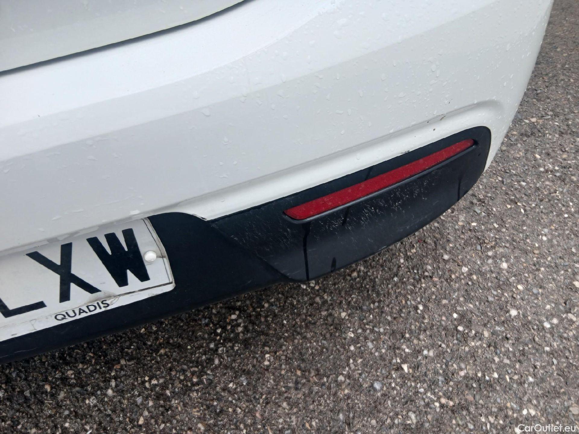  KIA  Rio KIA  / 2020 / 5P / berlina con portón 1.2 DPi 62kW (84CV) Concept #18