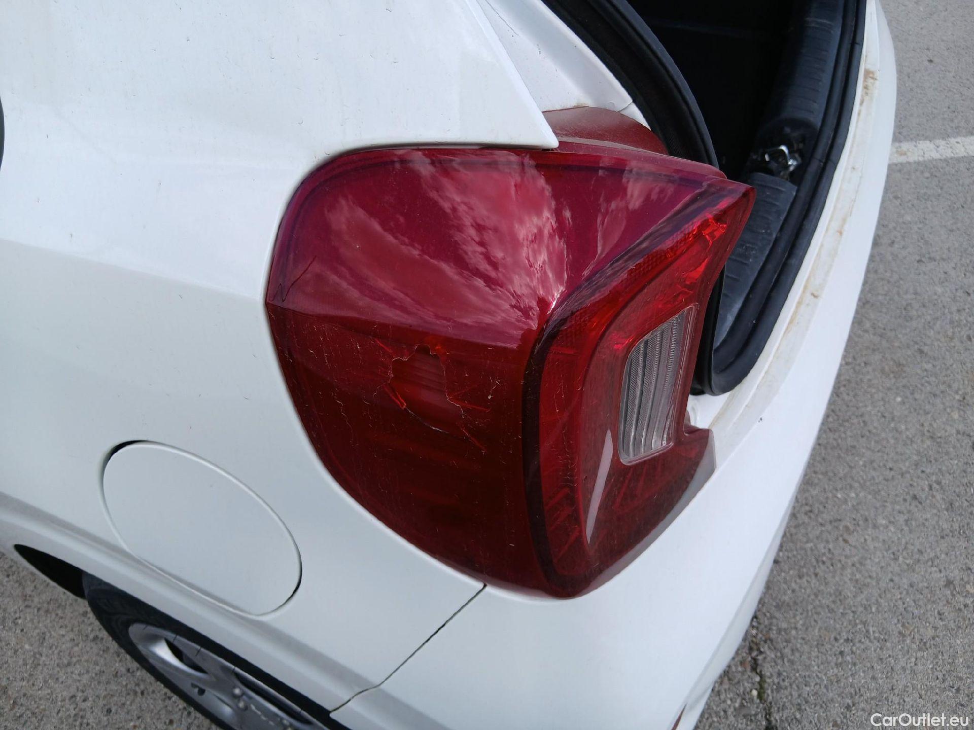  KIA  Picanto KIA  / 2020 / 5P / berlina con portón 1.0 DPi 49kW (67CV) Concept #22