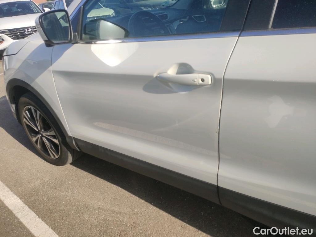  Nissan  Qashqai NISSAN  / 2017 / 5P / todoterreno DIG-T 103 kW (140 CV) E6D N-CONNECTA #1