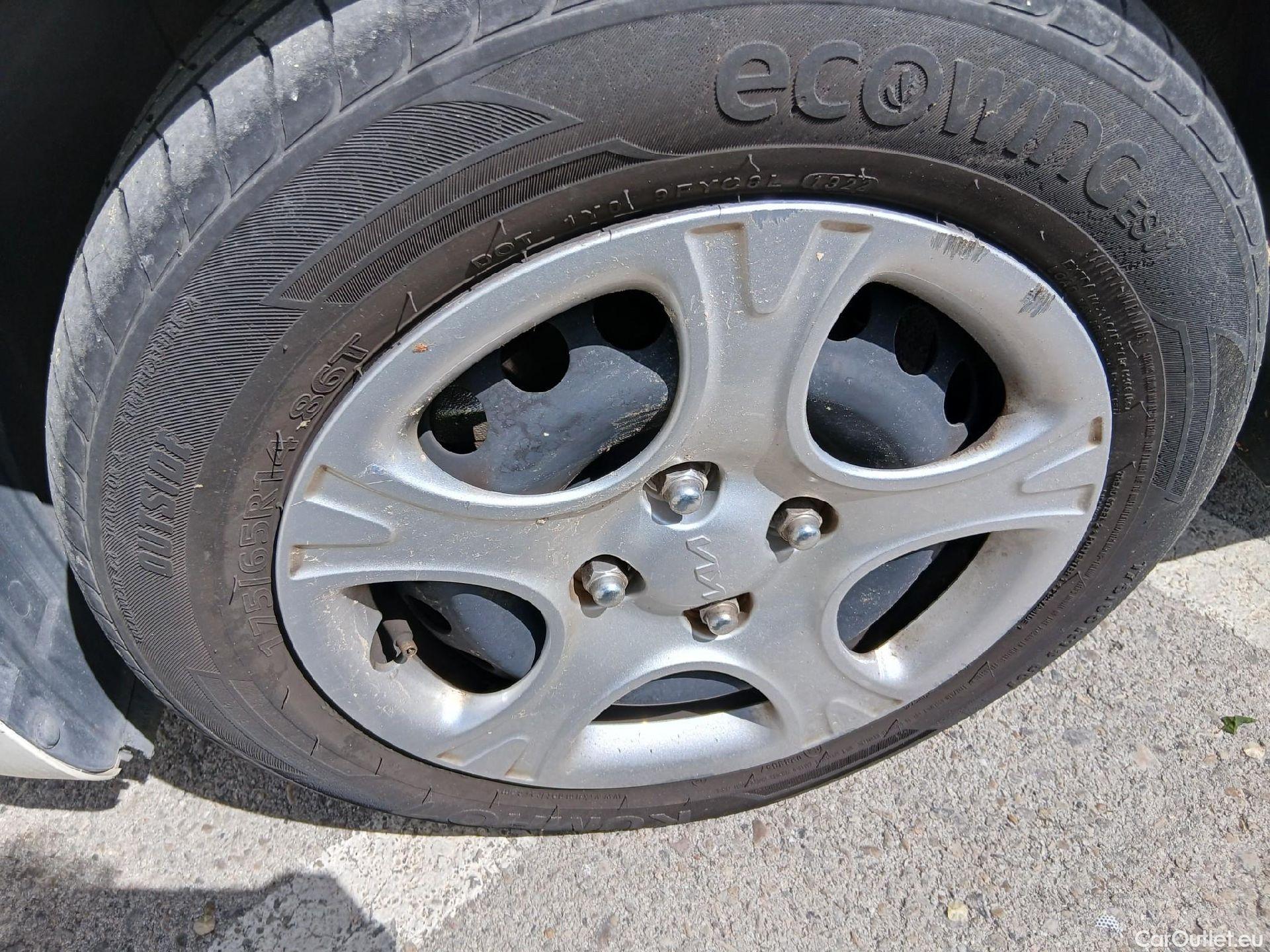  KIA  Picanto KIA  / 2020 / 5P / berlina con portón 1.0 DPi 49kW (67CV) Concept #11