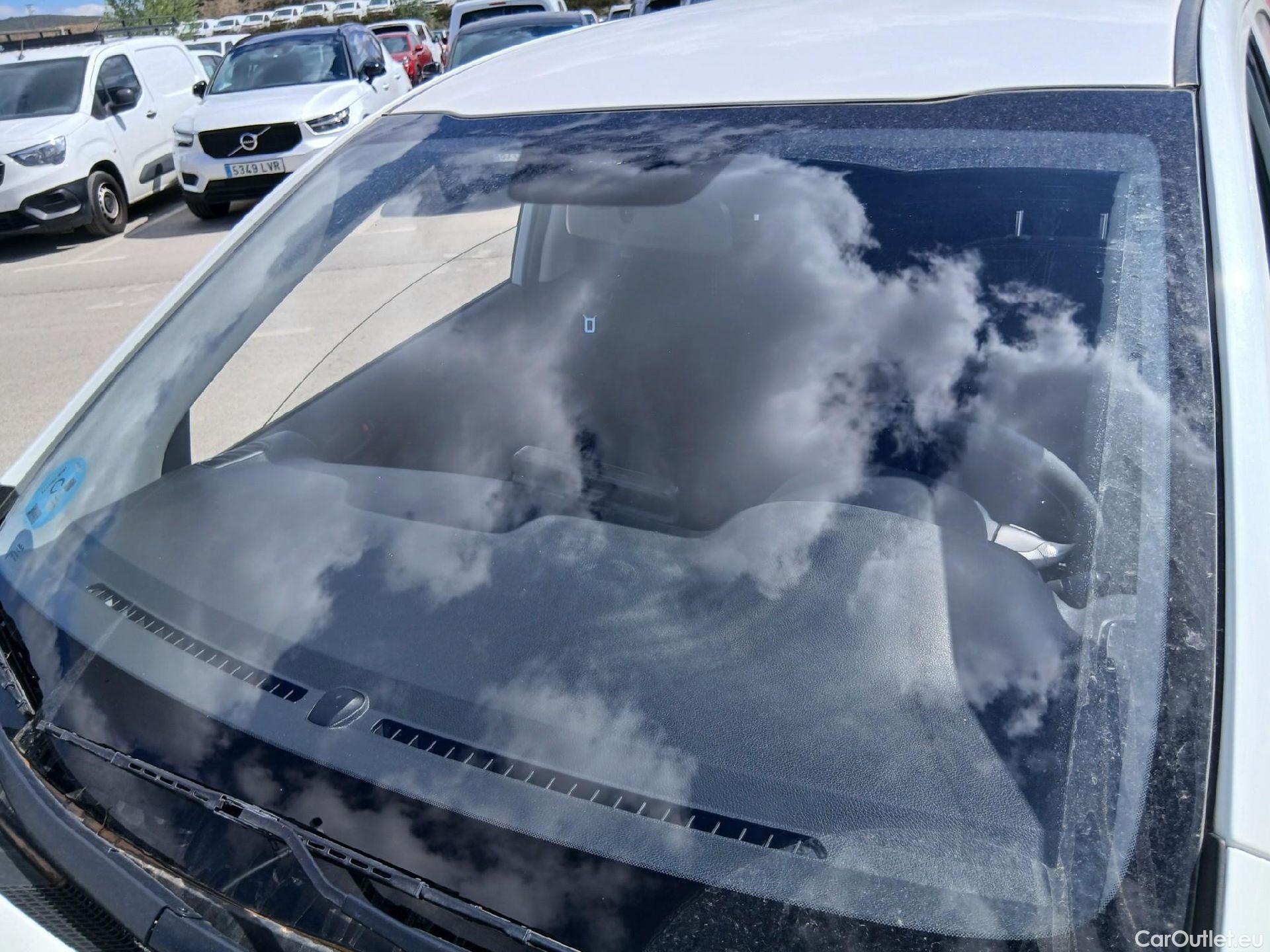  KIA  Picanto KIA  / 2020 / 5P / berlina con portón 1.0 DPi 49kW (67CV) Concept #4