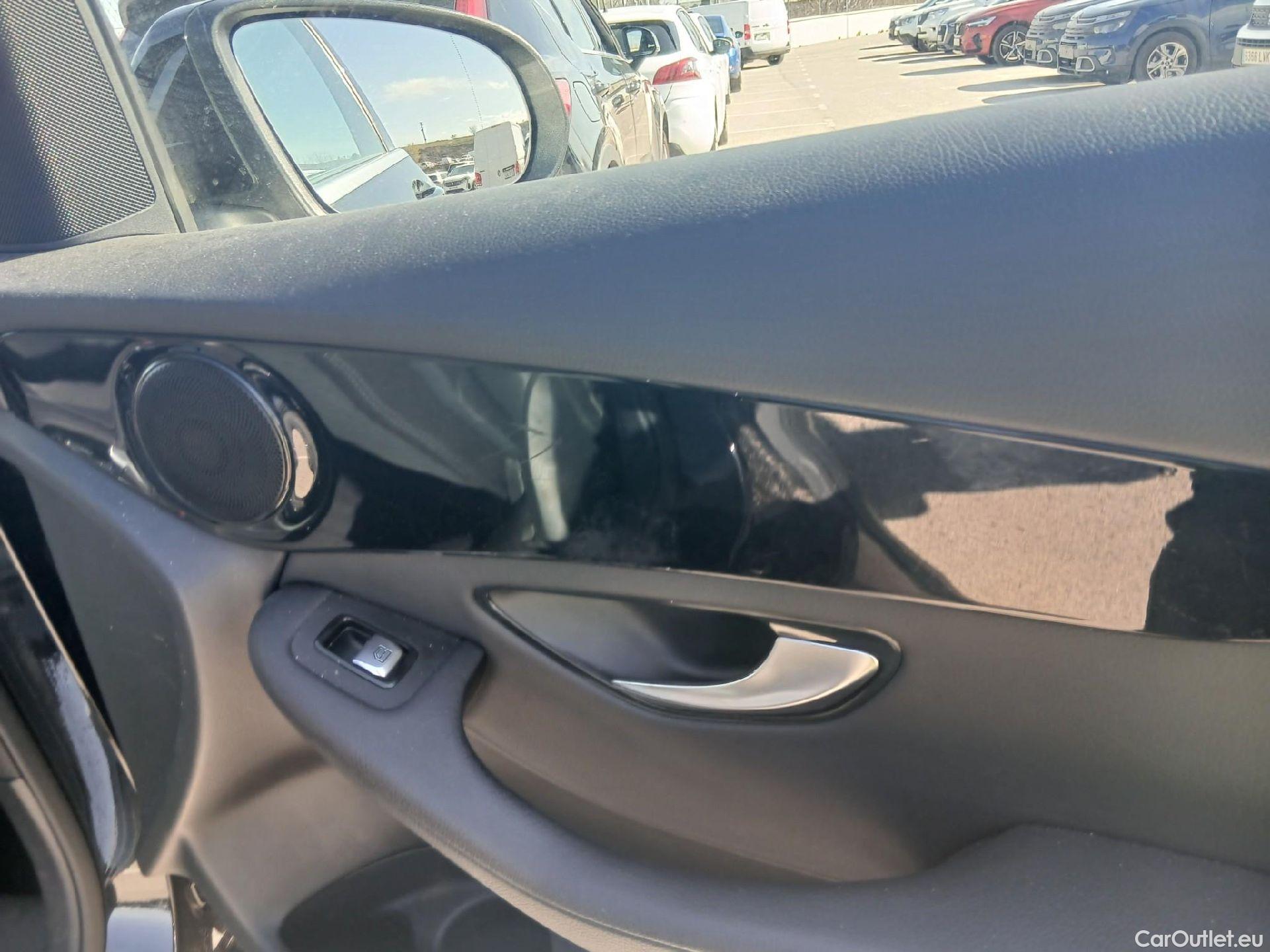  Mercedes  G-Klasee MERCEDES-BENZ Clase GLC / 2019 / 5P / todoterreno GLC 300 de 4MATIC #1