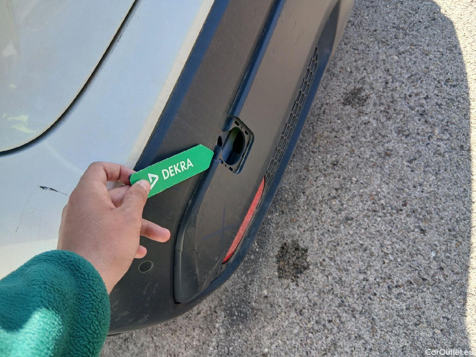  Nissan  Qashqai NISSAN  / 2021 / 5P / todoterreno DIG-T 103kW (140CV) mHEV 4x2 Acenta #32