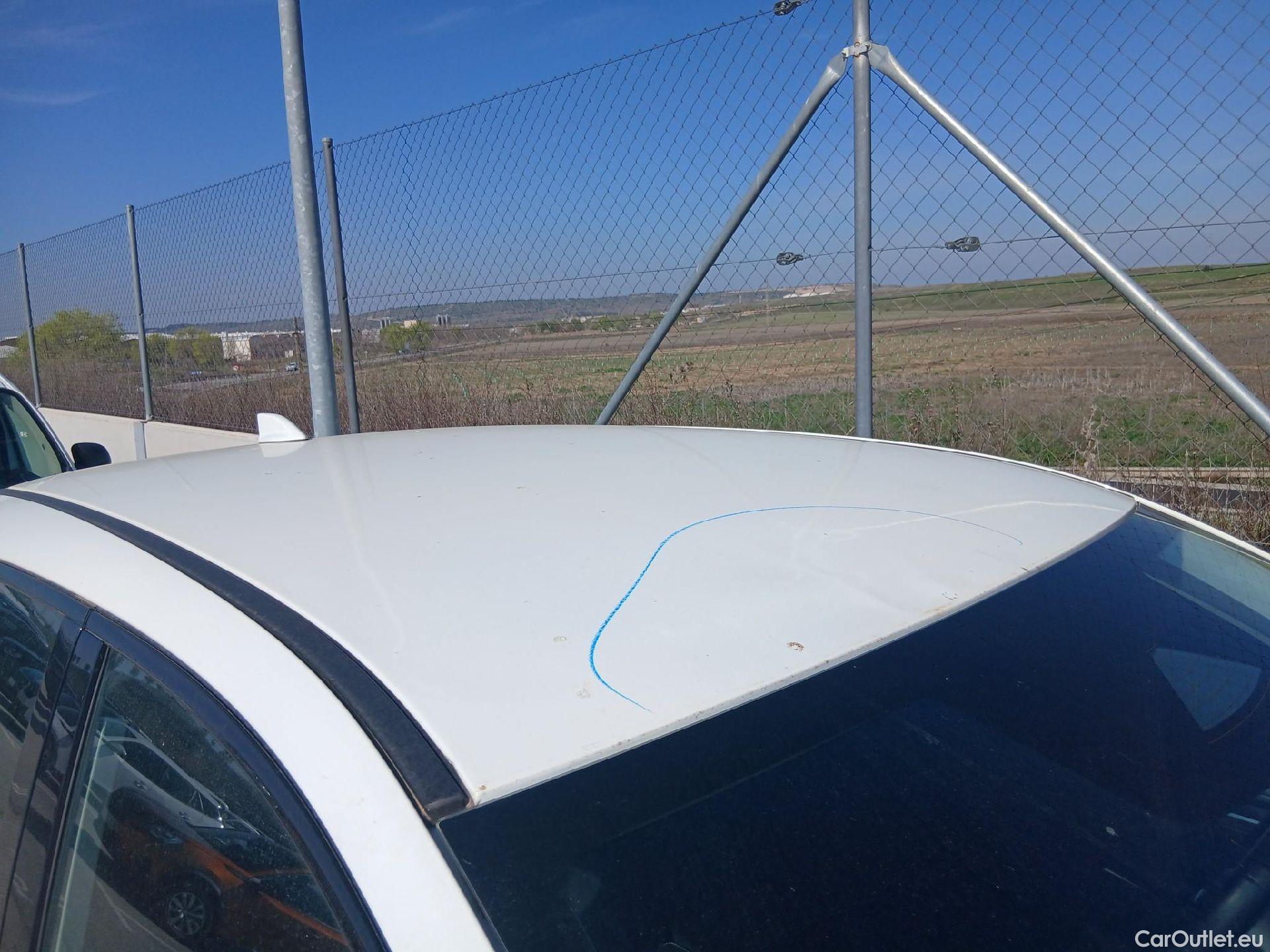  Nissan  Qashqai NISSAN  / 2021 / 5P / todoterreno DIG-T 103kW (140CV) mHEV 4x2 Acenta #52