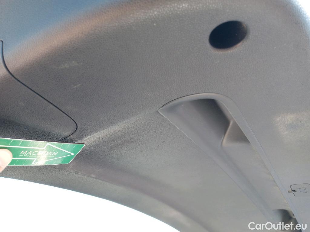  KIA  Sportage KIA  / 2018 / 5P / todoterreno 1.6 MHEV Business DCT 100kW (136CV) 4X2 #14