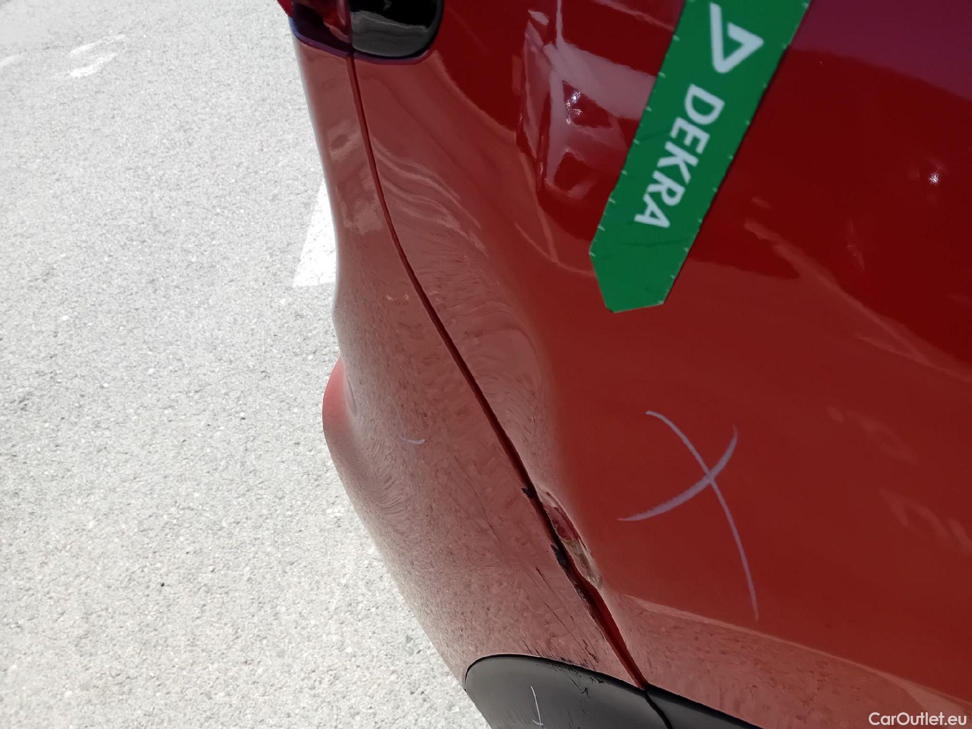  KIA  Niro KIA  / 2019 / 5P / crossover 1.6 GDi HEV 104kW (141CV) Drive #27