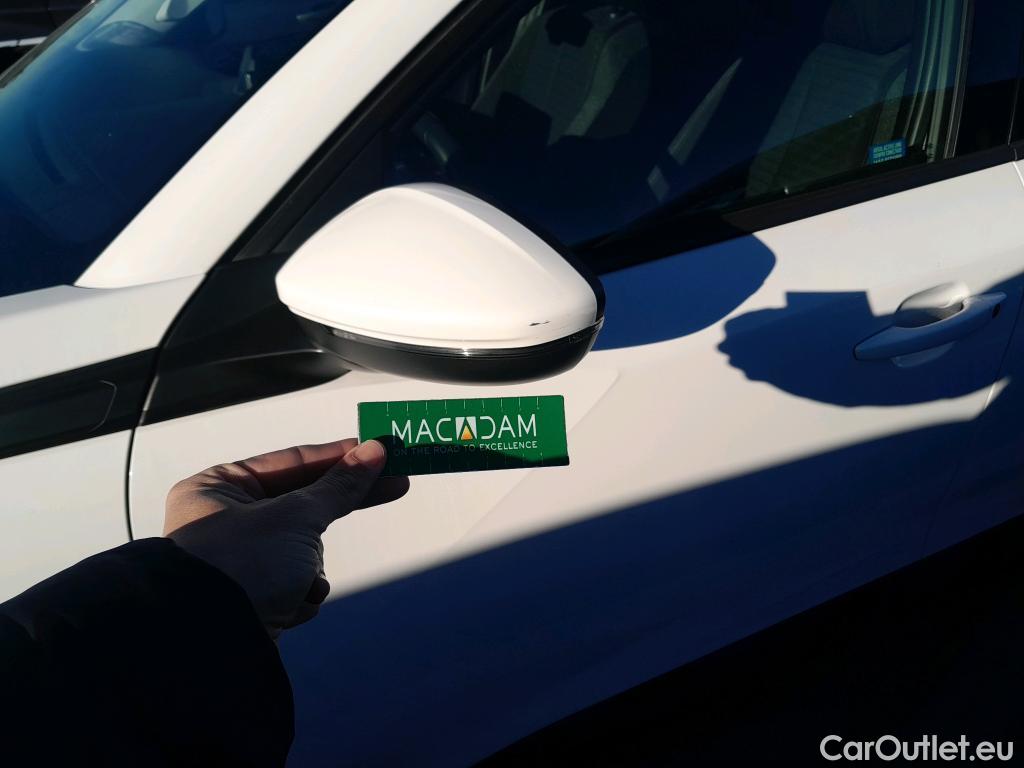  Peugeot  2008 PEUGEOT  / 2019 / 5P / todoterreno Active BlueHDI 81kW (110CV) #17