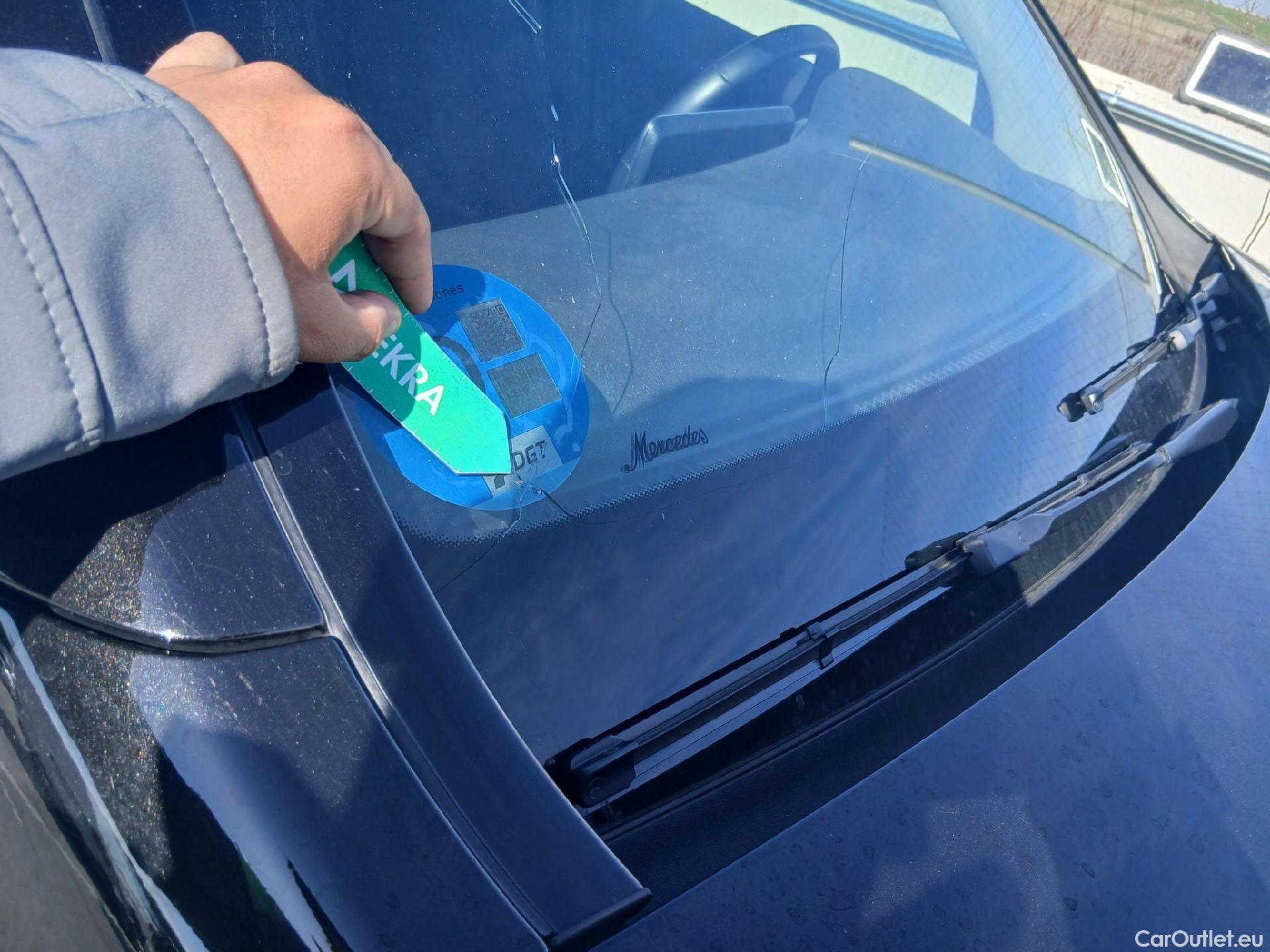  Mercedes  G-Klasee MERCEDES-BENZ Clase GLC / 2019 / 5P / todoterreno GLC 300 de 4MATIC #16