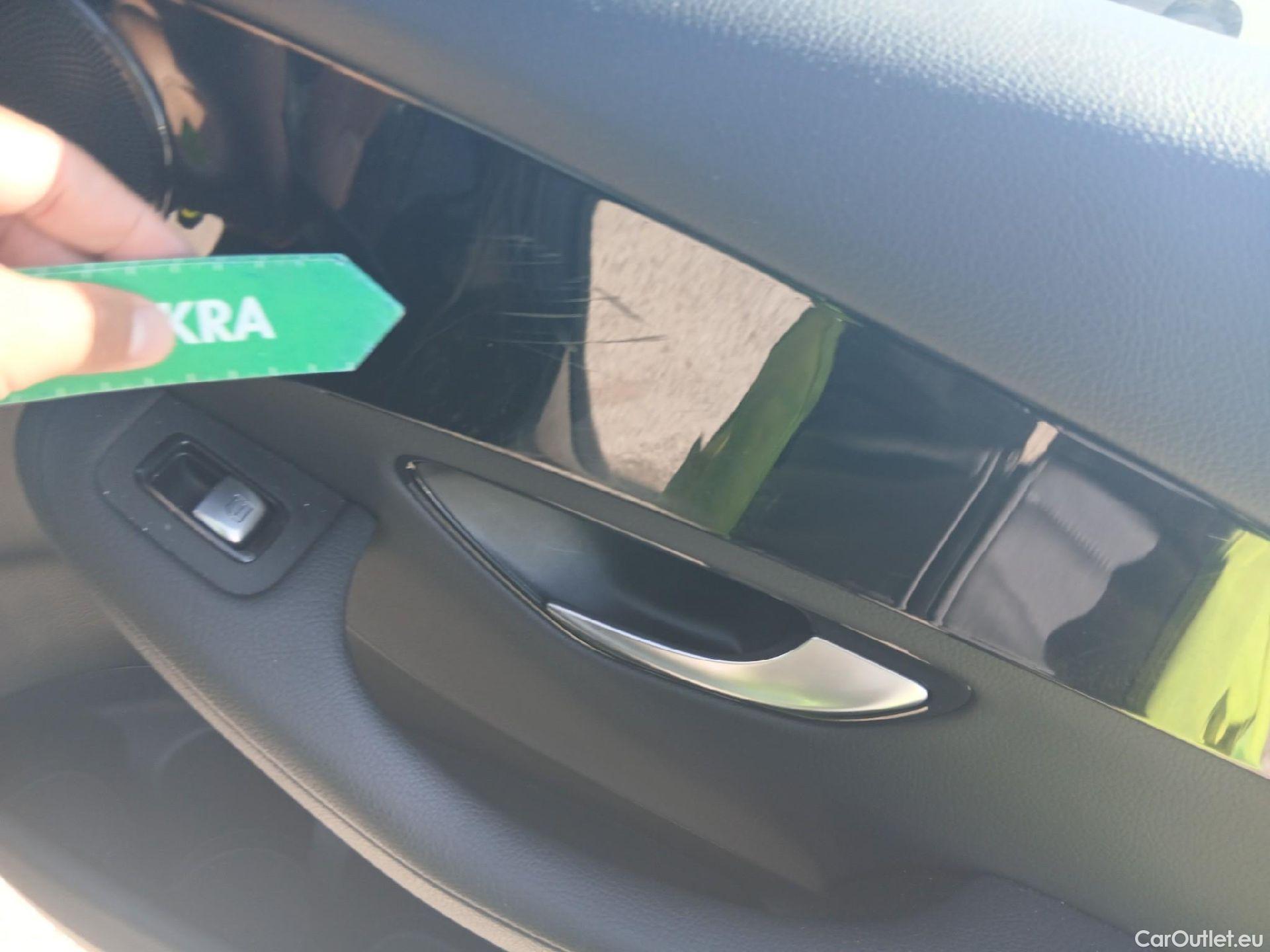  Mercedes  G-Klasee MERCEDES-BENZ Clase GLC / 2019 / 5P / todoterreno GLC 300 de 4MATIC #2