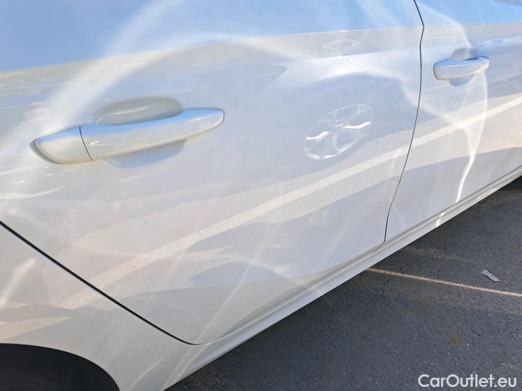  Opel  Corsa OPEL  1.2T XHL 74kW (100CV) Elegance #16