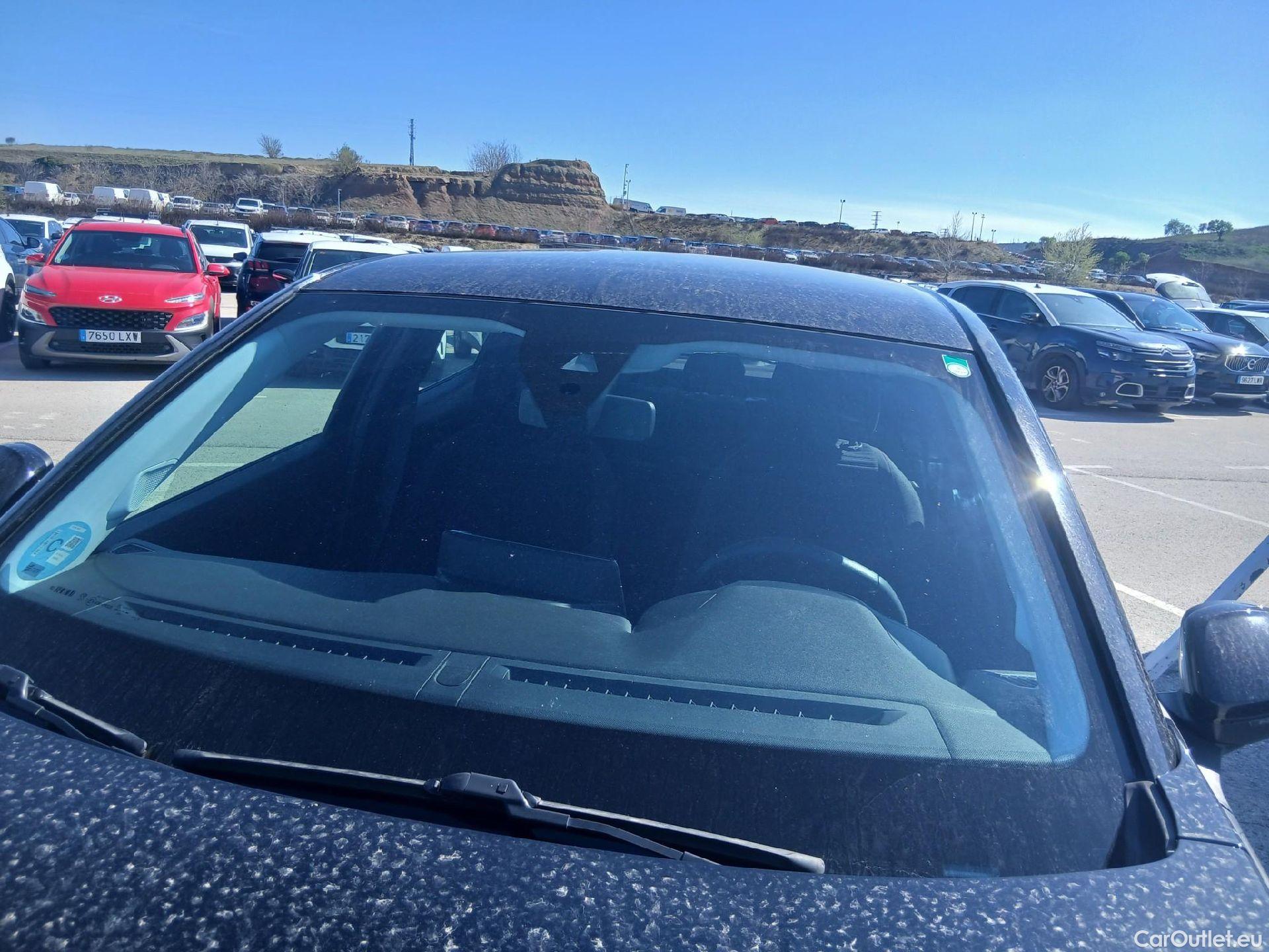  Peugeot  2008 PEUGEOT  / 2019 / 5P / todoterreno Active BlueHDI 81kW (110CV) #11