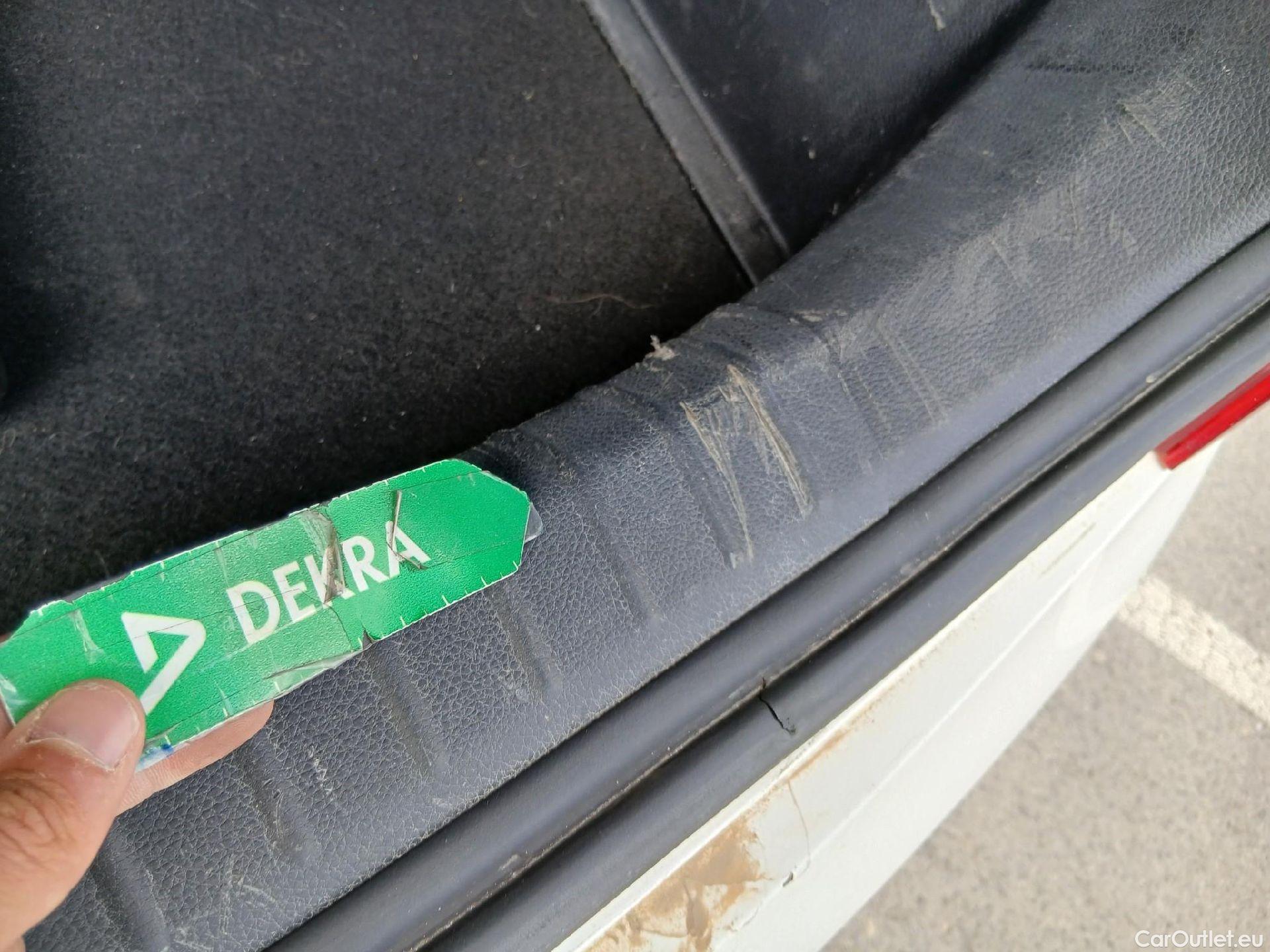  KIA  Picanto KIA  / 2020 / 5P / berlina con portón 1.0 DPi 49kW (67CV) Concept #31