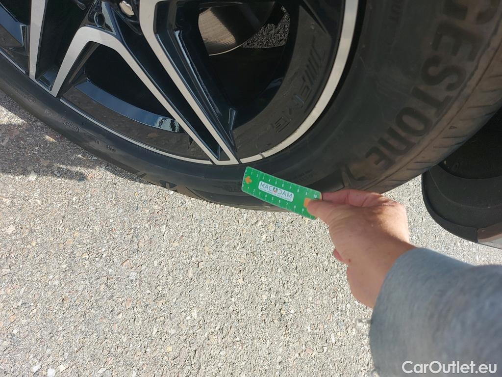  Mercedes  G-Klasee MERCEDES-BENZ GLE / 2018 / 5P / todoterreno GLE 300 d 4MATIC #2