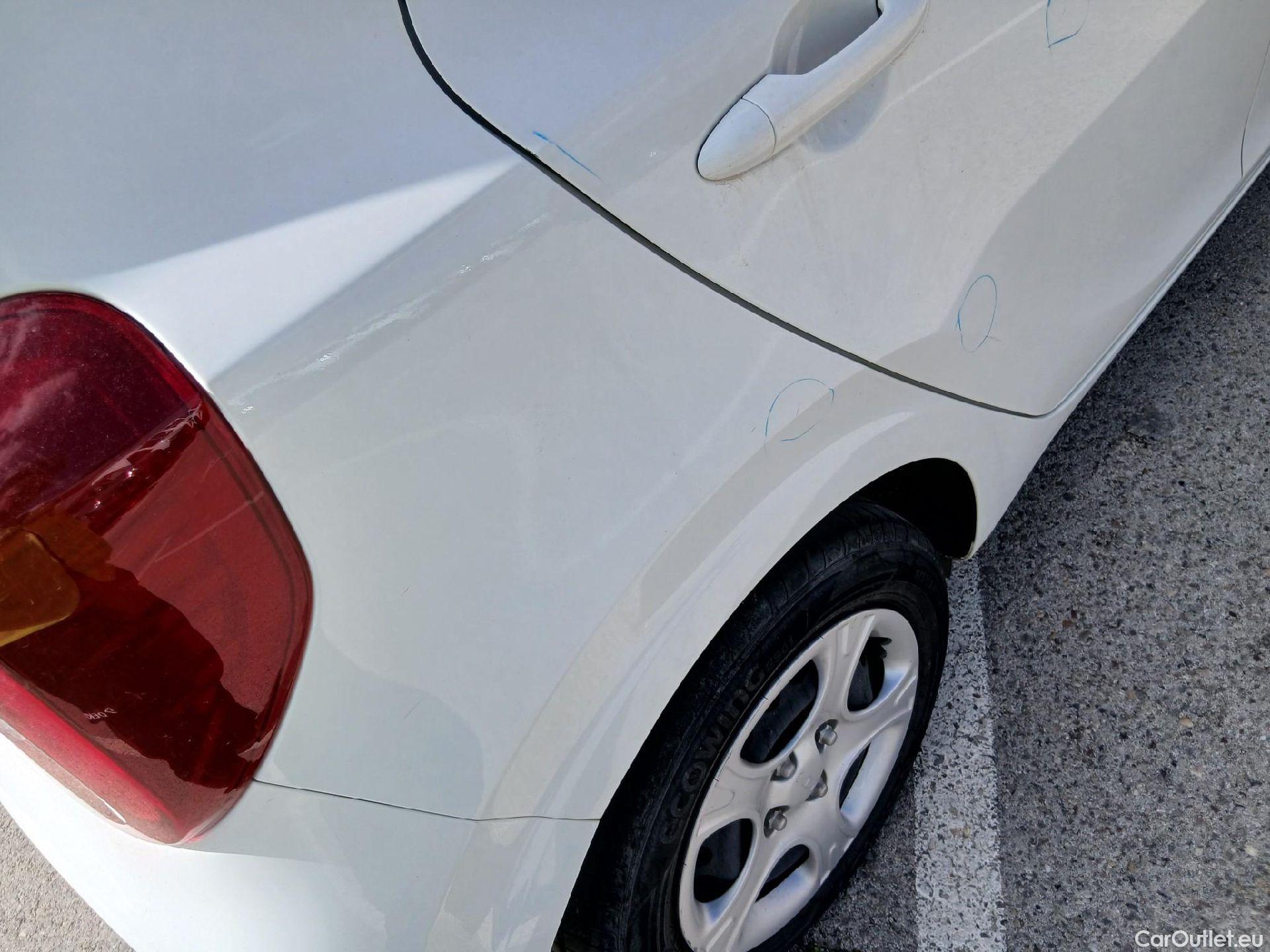  KIA  Picanto KIA  / 2020 / 5P / berlina con portón 1.0 DPi 49kW (67CV) Concept #36