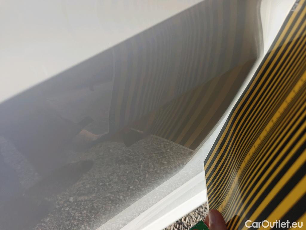  Peugeot  208 PEUGEOT  / 2019 / 5P / berlina con portón BlueHDi 73kW (100CV) Active Pack #49