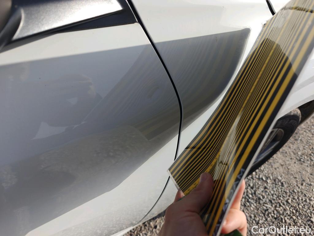  Peugeot  208 PEUGEOT  / 2019 / 5P / berlina con portón BlueHDi 73kW (100CV) Active Pack #14